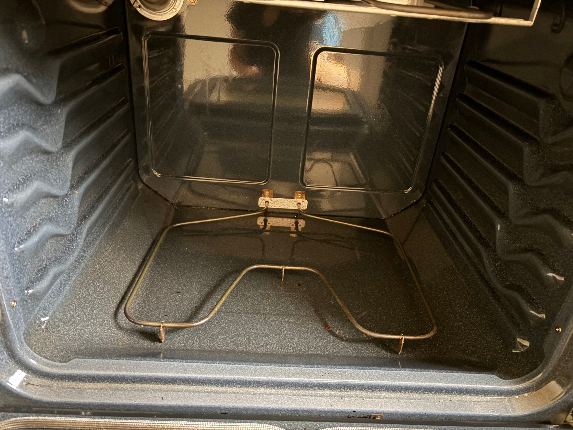 Professional oven cleaning result